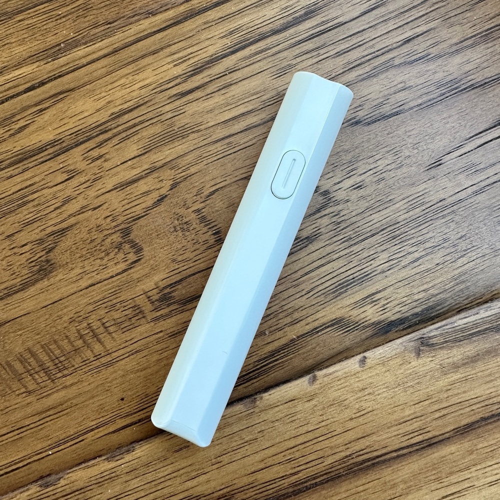 Portable rechargeable nail lamp for nail art.